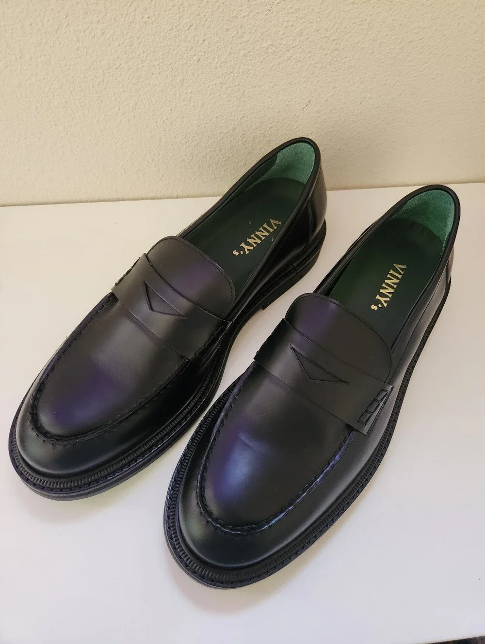 Vinnys Richee Black Leather Penny Loafers Mens NWT Designer Dress Shoes EU 44